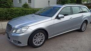 Mercedes-Benz E 220 E-Klasse T-Modell Diesel T CDI DPF BlueEFFICIENCY