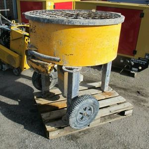 Baron E 300 Zwangsmischer Betonmischer Bauj. 2015 mit 300 Liter Trommel 93-21