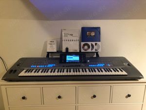 Yamaha Tyros 5 76 Tasten mit 1024 MB Flash-ROM