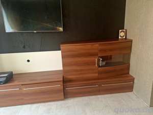 Moderner TV-Schrank zu verkaufen