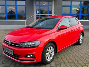 Volkswagen Polo VI Highline --PDC -- Navi---