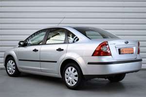 Ford Focus 1.6 Lim. Trend+Klima+Beheiz.Frontscheibe Bild 2