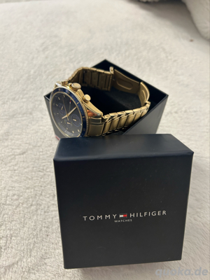 Hilfiger Uhr