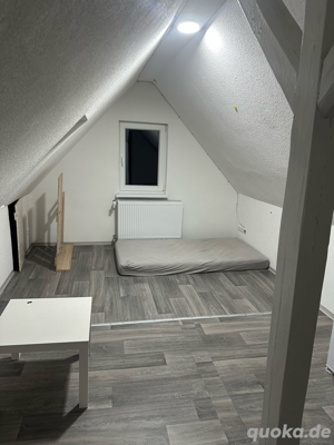 2 Zimmer Dachwohnung zum vermieten