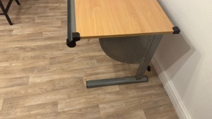 Schreibtisch Bild 3