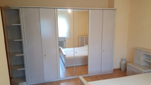 Schlafzimmer: Schrank + Bett Esche perlmutt weiß Furnier