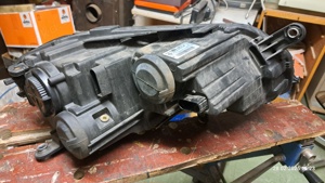 Passat-B7   Hauptscheinwerfer-links (für H7-Leuchtmittel, + LWR) Bild 8