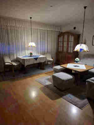 Apartment in Hochzoll, 50m zur Strassenbahn - 100m zum Bahnhof, 42 qm, 450 Euro + 50 NK