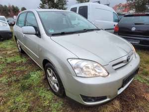 Toyota Corolla 2.0 D-4D Sol / Compact Bild 3