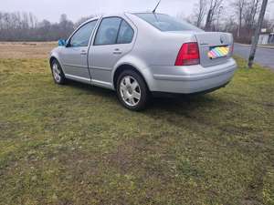 Volkswagen Bora 2.0 Bild 5