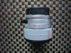 Leica Summicron-M1235mm silbern verchrommt u.in einem tadellosen Zustand