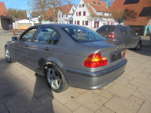 BMW 318i Bj 11 2003 TÜV  3 25 Km 162,000 Klima Navi Alu Bild 7