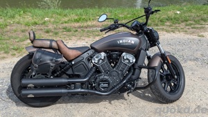 Indian Scout Bobber Custom Umbau Jekyll & Hyde 
