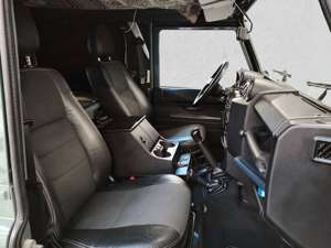 Land Rover Defender 110 SE Camper  Hubdach Wohnmobil Bild 3