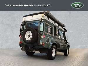 Land Rover Defender 110 SE Camper  Hubdach Wohnmobil Bild 2