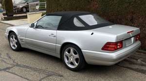 Mercedes-Benz SL 500 Schönes Sammlerfahrzeug mit 30 300 km Bild 3