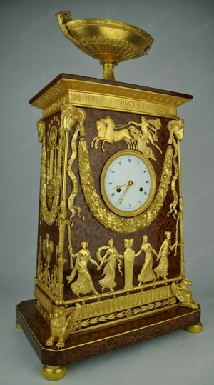 Empire Pendule   Apollon als Lenker des Sonnen-Streitwagens  Paris um 1813