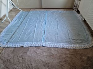 Elegante, hellblaue Küchengardinen Bild 2