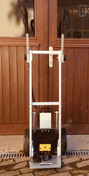 Top Zustand ALBER Treppensteiger Sackkarre elektrisch BIS 220kg CARGOMASTER AAT