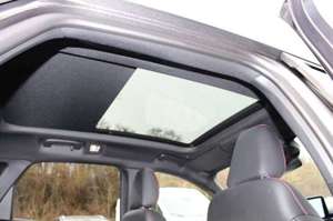 Ford Kuga ST-LINE X 1.5 EcoBoost PANO NAVI Bild 5