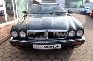 Jaguar XJ40 X300 Sovereign*AUTOMATIK*LEDER*KLIMA*el.SD* Bild 3