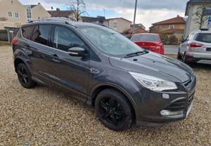 Ford Kuga 2.0 TDCI  Individual Autom. Allrad Bild 3