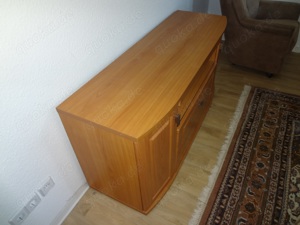 TV Board, Holz, B 135 cm H 66 cm T 45 cm 