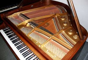 Flügel Klavier Kawai KG-1C Nußbaum satiniert, 155 cm, Nr. 562759 Bild 7