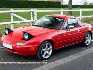 Mazda MX-5 1.8 NA Automatik RHD mit Hardtop