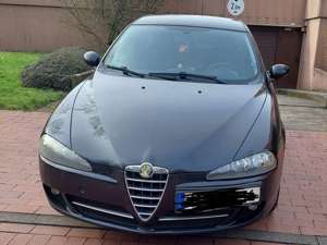 Alfa Romeo 147 147 1.9 JTD 8V M-Jet DPF Progression Bild 1