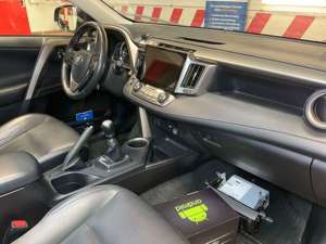 Toyota RAV 4 RAV+4+2.2+D-4D+4x4+Executive Bild 4