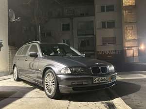 BMW 330 330d touring Bild 1