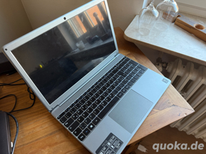 PEAQ Laptop 