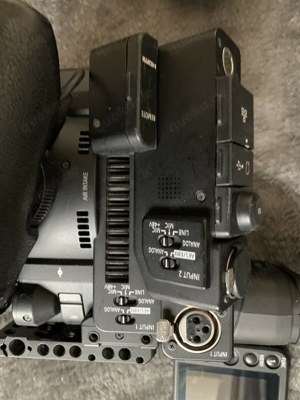 Canon EOS C200 4k Filmkamera mit SSD  Smallrig Top Board  BP-A60 Adapter Bild 7