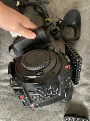 Canon EOS C200 4k Filmkamera mit SSD  Smallrig Top Board  BP-A60 Adapter Bild 3