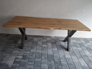Tisch  200x80 cm