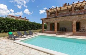 Kroatien Istrien Vodnjan Steinhausvilla Pool Fnanzierung 