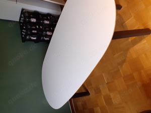 Weißer Tisch, Ikea