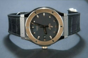 Hublot Classic Fusion Titan & 18 Karat Roségold Automatisch Schwarzes Zifferblat