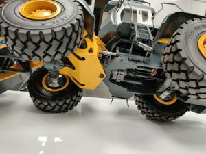RC4WD Scale Earth Mover 870K 114 Hydraulic Wheel Loader Bild 2