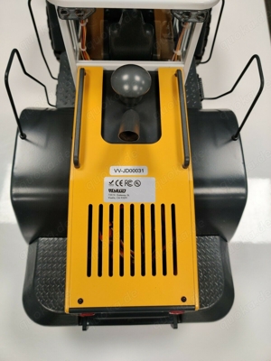 RC4WD Scale Earth Mover 870K 114 Hydraulic Wheel Loader Bild 7