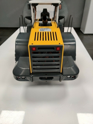 RC4WD Scale Earth Mover 870K 114 Hydraulic Wheel Loader Bild 6