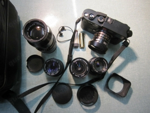Leica Kamera M6 und 5 Objektive