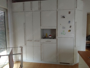 Gut erhaltene Küche abzugeben