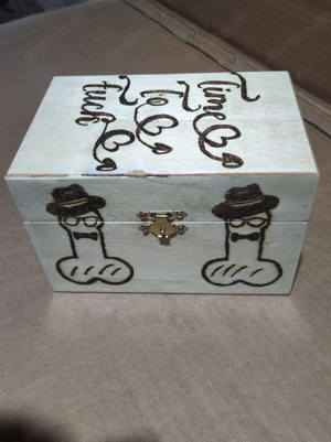 Plug ( Stöpsel aus Buchenholz ) mit Aufbewahrungsbox  Bild 4
