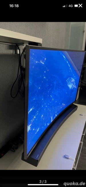 Samsung Curved TV 