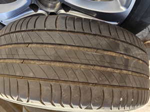 Sommerreifen mit Alufelgen Mercedes 220T Typ 213 Bild 3