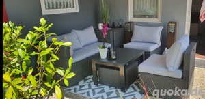 Outdoor Lounge 