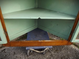 Biedermeier Eck-Vitrinenaufsatz, Esche massiv (Eck Hängeschrank, um 1840).  Bild 5