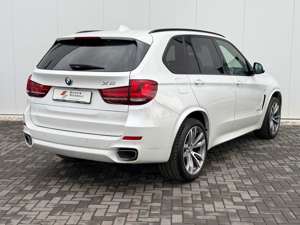 BMW X5 xDrive 30d  M-SPORT PANO KEYLESS 360GRAD Bild 4